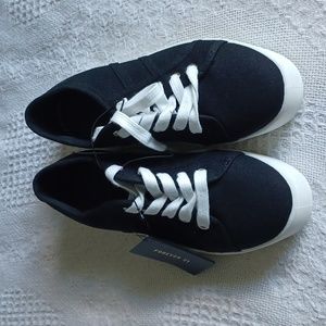 COPY - Black canvas sneakers NWT Size 6
